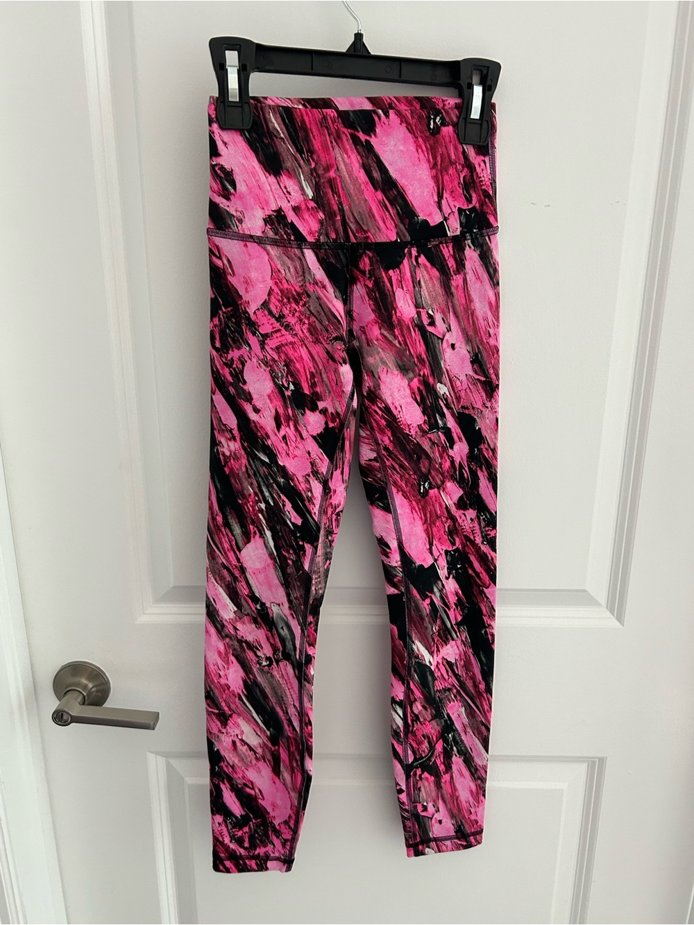 Pink & Black Printed Leggings Sz 2